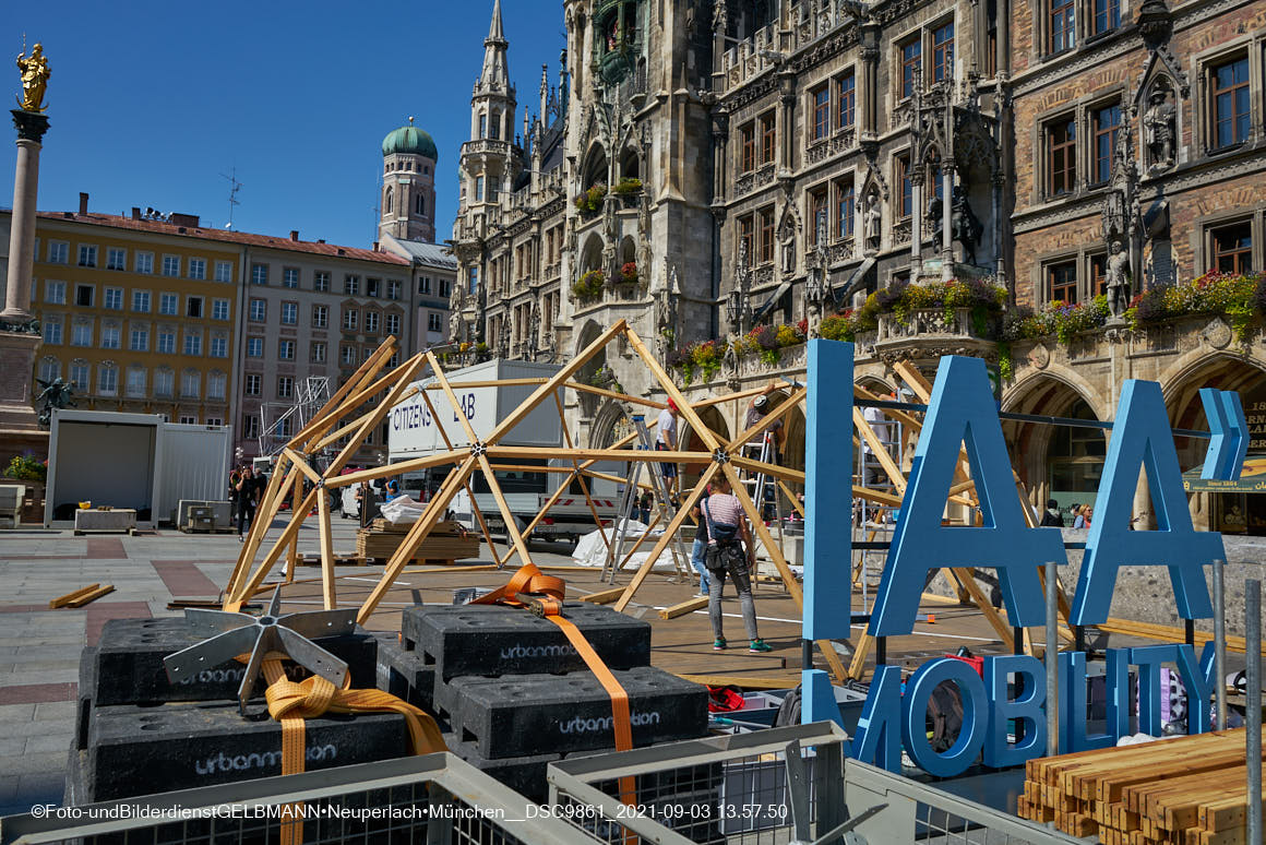 04.09.2021 -IAA - Automobilaustellung auf dem Marienplatz in München