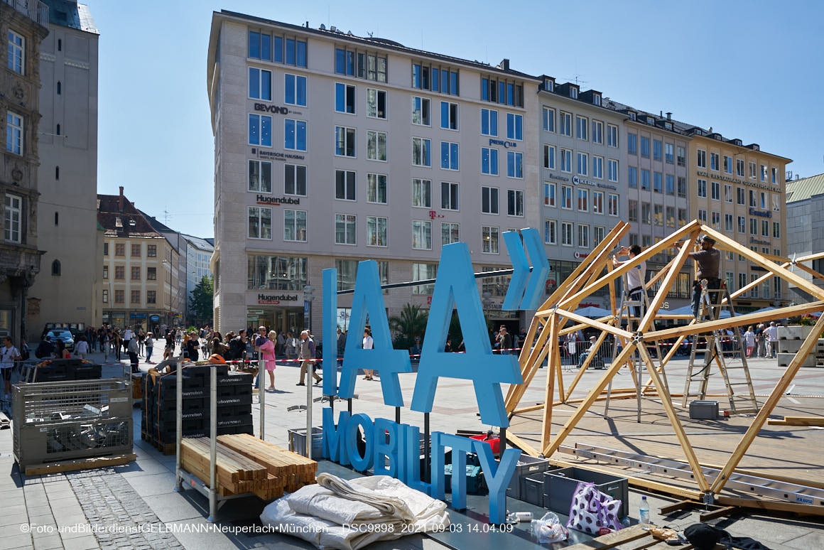 04.09.2021 -IAA - Automobilaustellung auf dem Marienplatz in München