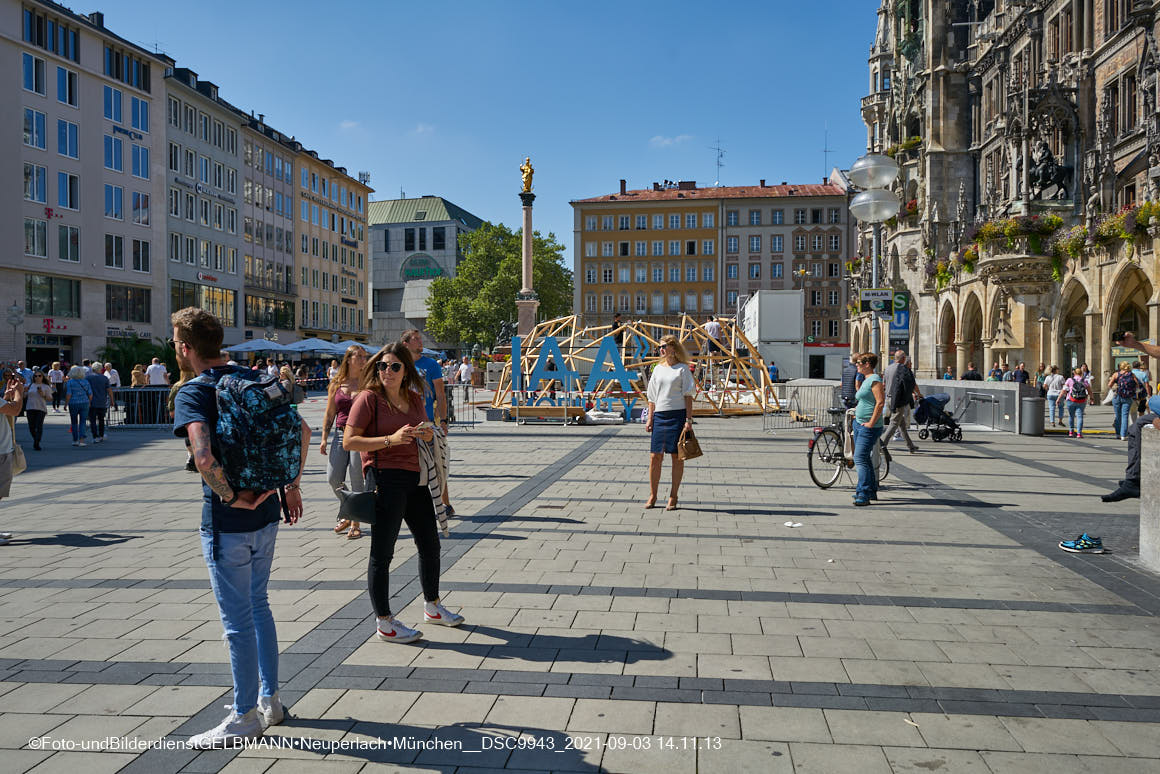 04.09.2021 -IAA - Automobilaustellung auf dem Marienplatz in München