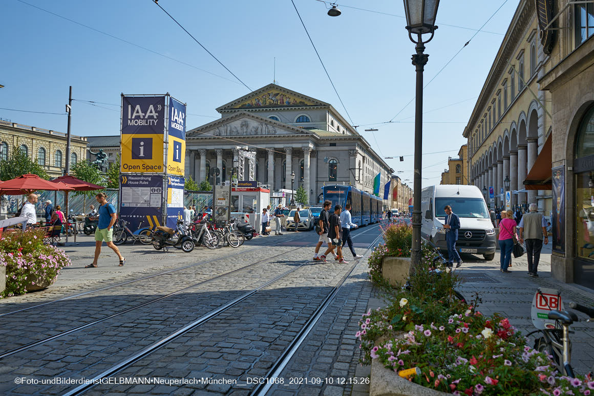 10.09.2021 - IAA auf dem Odeonsplatz