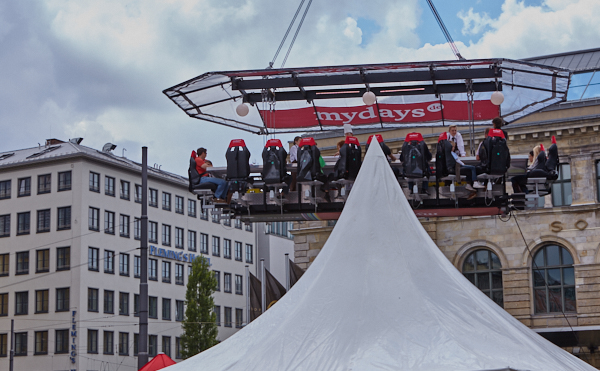 26.06.2019 - Dinner in the Sky am Hauptbahnhof München