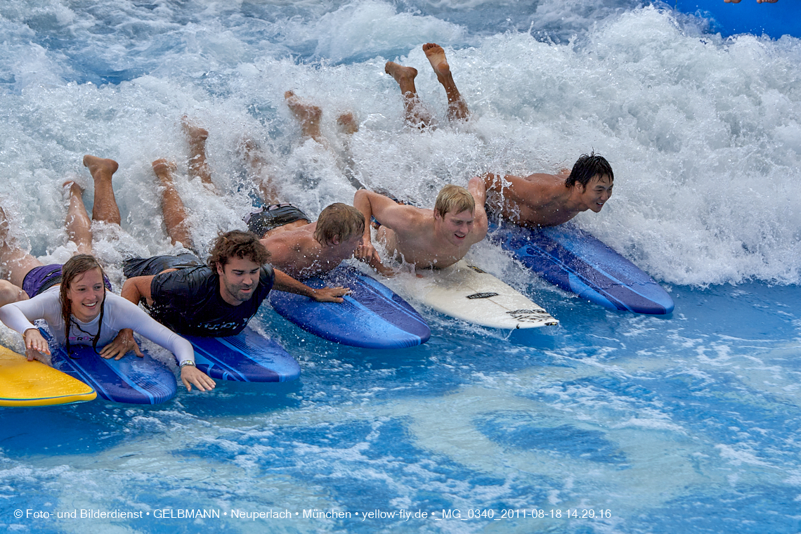 19.08.2011 - Surfer im Flughafen München