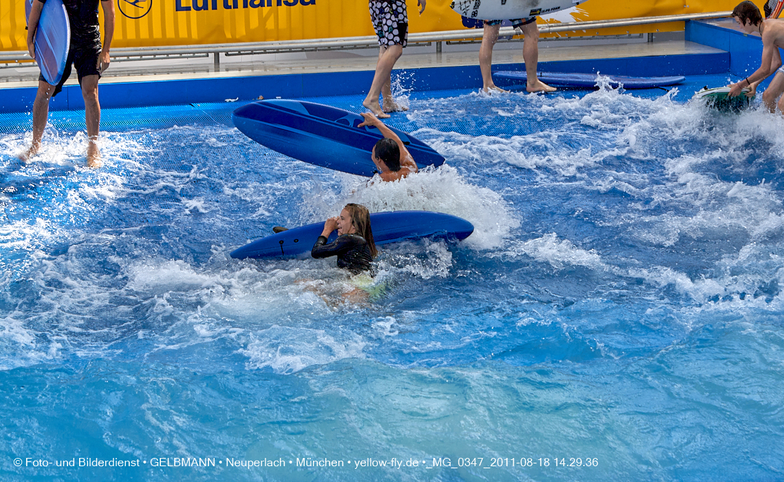 19.08.2011 - Surfer im Flughafen München
