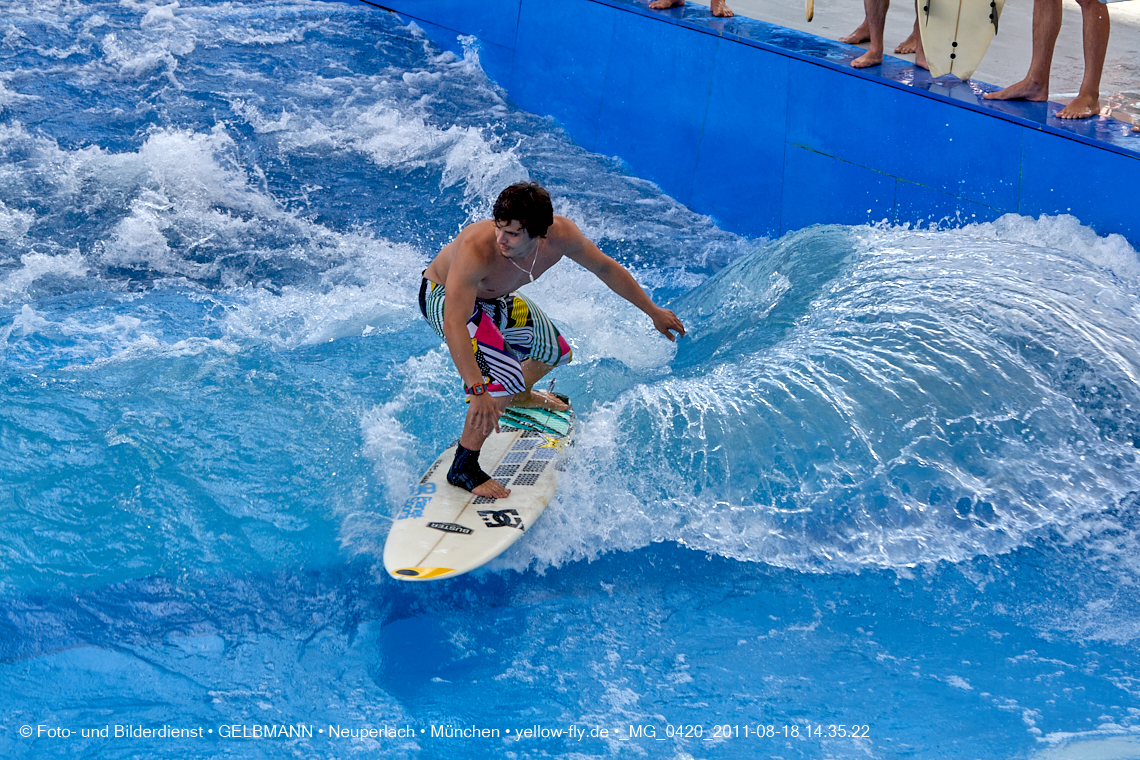 19.08.2011 - Surfer im Flughafen München