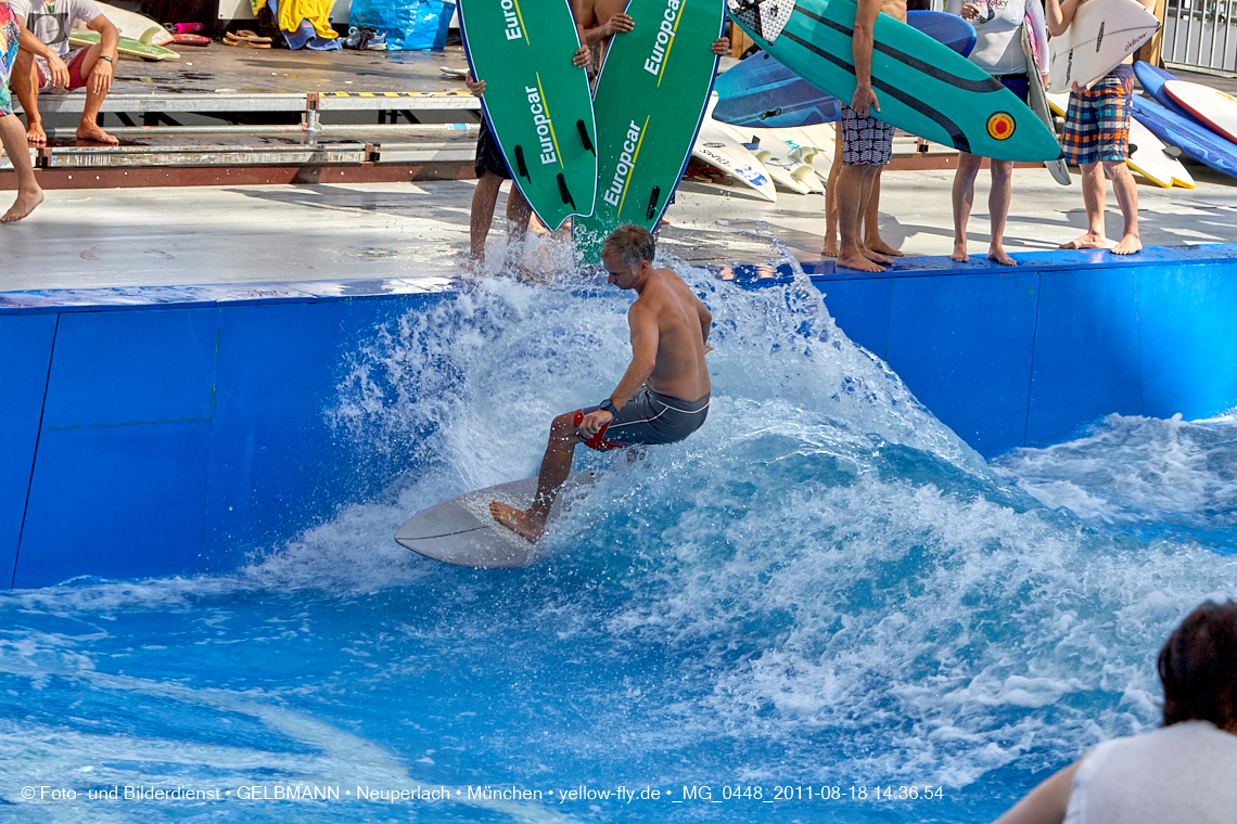 19.08.2011 - Surfer im Flughafen München