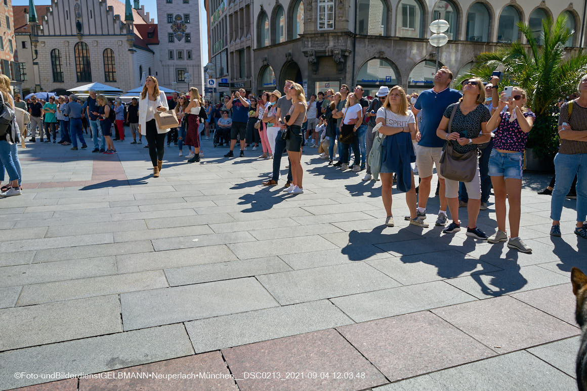 04.09.2021 -IAA -Impressionen auf dem Marienplatz in München