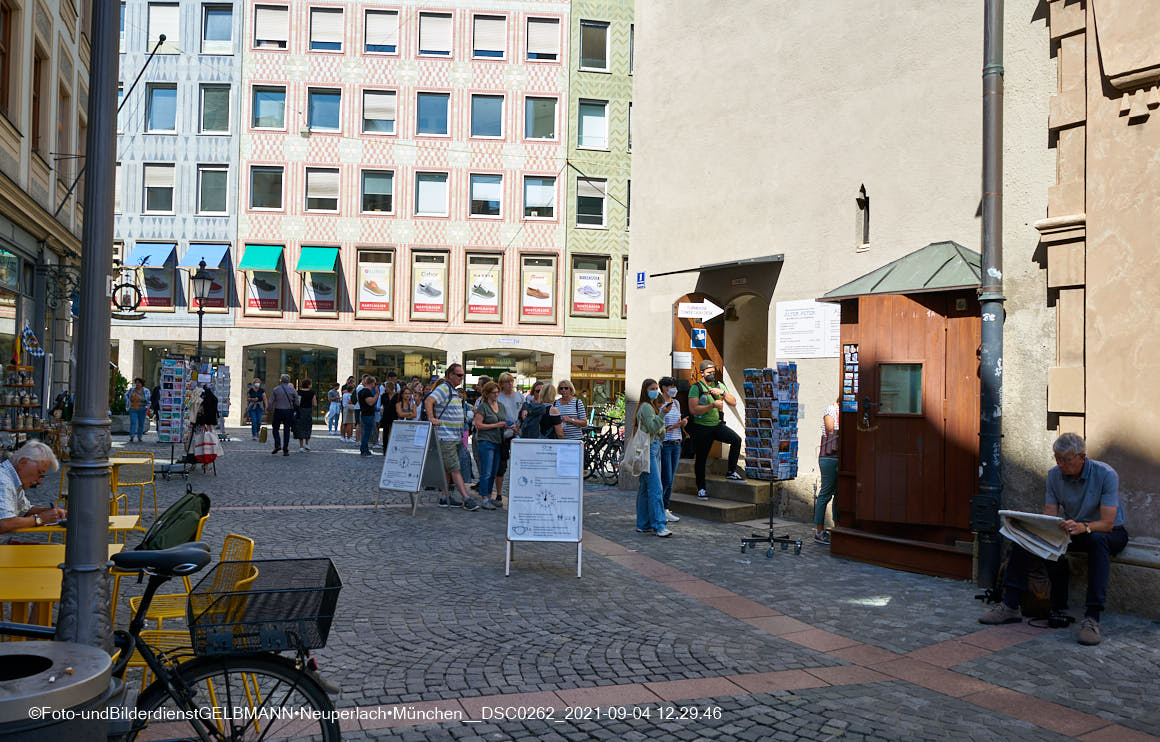 04.09.2021 -IAA -Impressionen auf dem Marienplatz in München