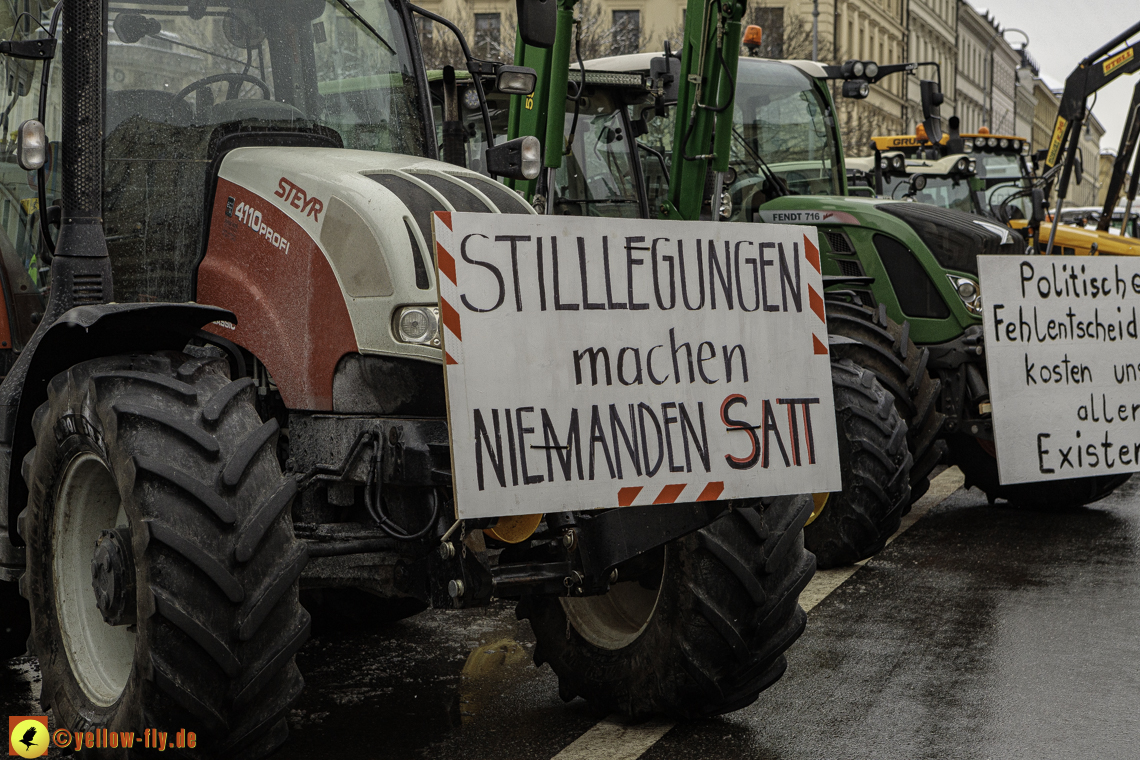 08.01.2024 - Bauerndemo am Odeonsplatz in München