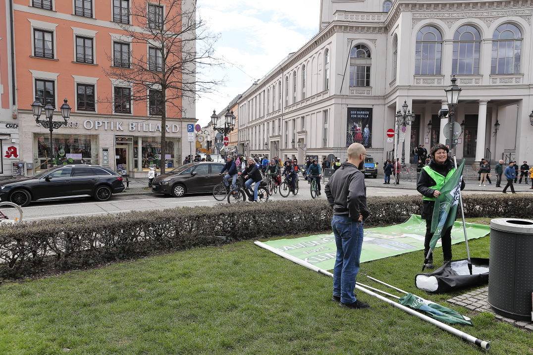 16.03.2024 - Demokratie braucht Ehrlichkeit - Demo am Gärtnerplatz