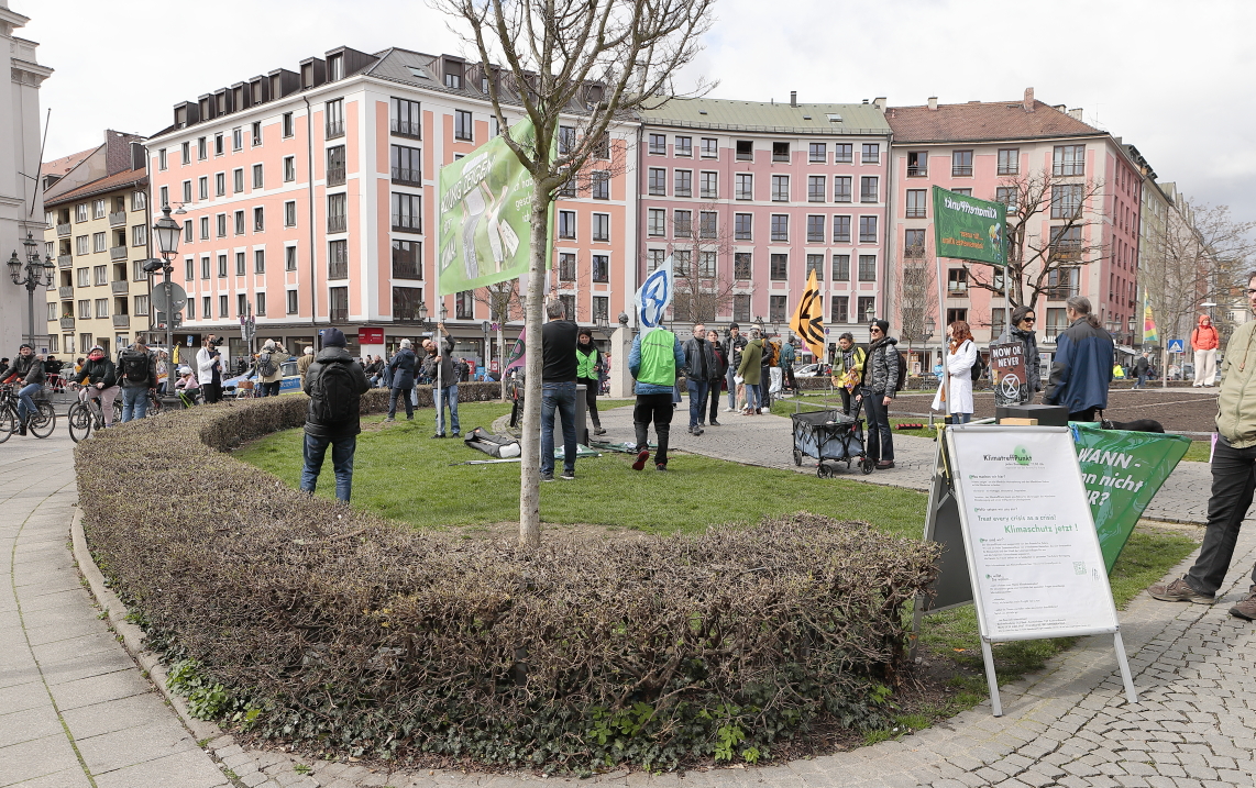 16.03.2024 - Demokratie braucht Ehrlichkeit - Demo am Gärtnerplatz