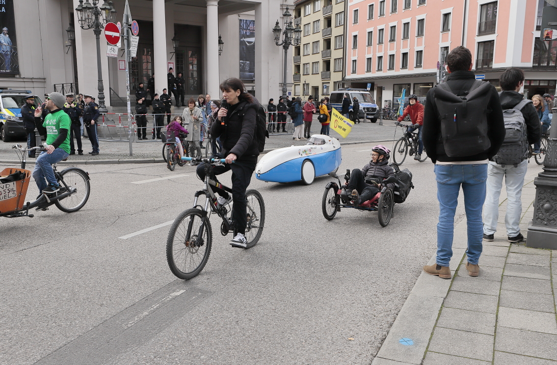 16.03.2024 - Demokratie braucht Ehrlichkeit - Demo am Gärtnerplatz