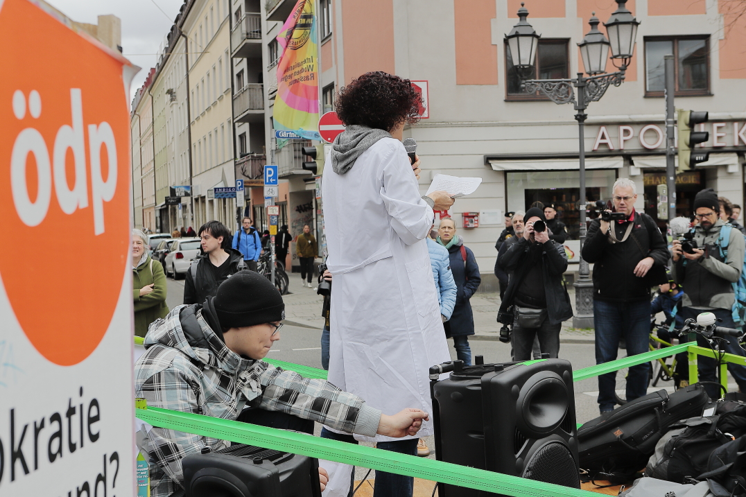 16.03.2024 - Demokratie braucht Ehrlichkeit - Demo am Gärtnerplatz