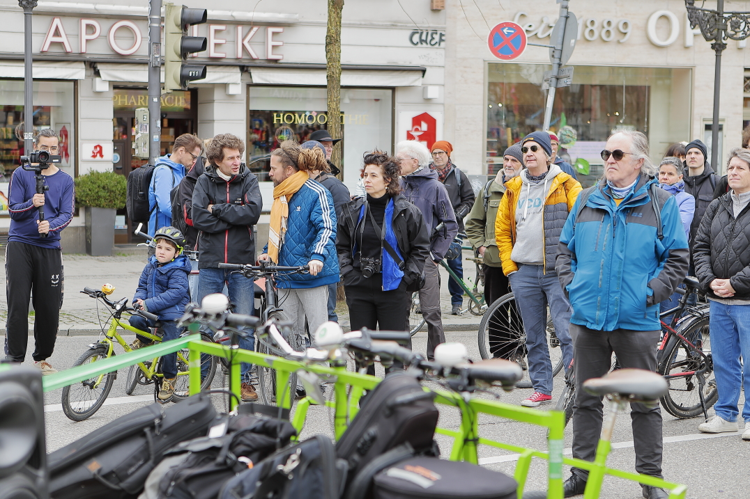 16.03.2024 - Demokratie braucht Ehrlichkeit - Demo am Gärtnerplatz