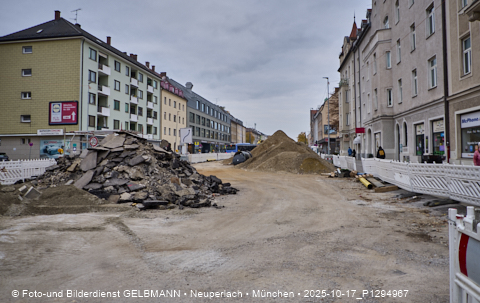 17.10.2025 - TRAM-Gleisbau in der Fürstenrieder Straße in Laim