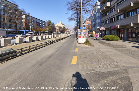 17.10.2025 - TRAM-Gleisbau in der Fürstenrieder Straße in Laim