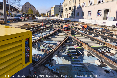 17.10.2025 - TRAM-Gleisbau in der Fürstenrieder Straße in Laim