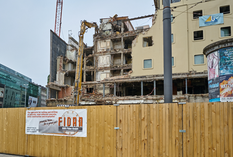 25.05.2019 - Abriss des Hotels Königshof München am Stachus