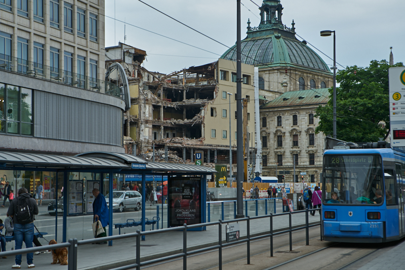 25.05.2019 - Abriss des Hotels Königshof München am Stachus