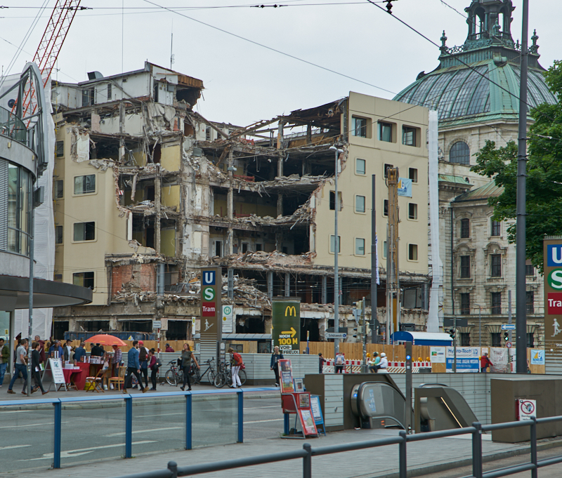 25.05.2019 - Abriss des Hotels Königshof München am Stachus