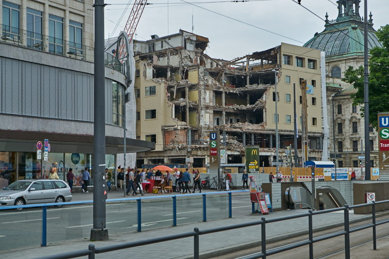 25.05.2019 - Abriss des Hotels Königshof München am Stachus