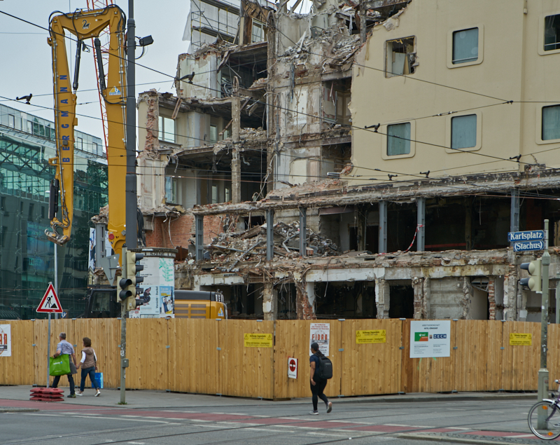 25.05.2019 - Abriss des Hotels Königshof München am Stachus