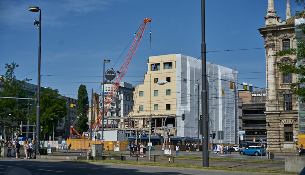 17.06.2019 - Hotel Königshof. Der Abriss geht weiter