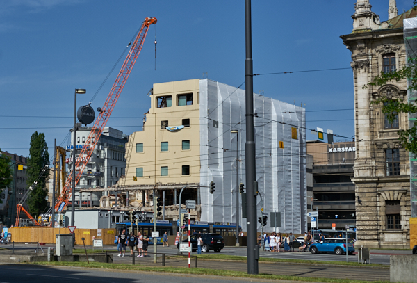 17.06.2019 - Hotel Königshof. Der Abriss geht weiter