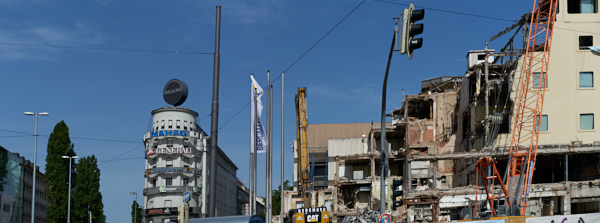 17.06.2019 - Hotel Königshof. Der Abriss geht weiter