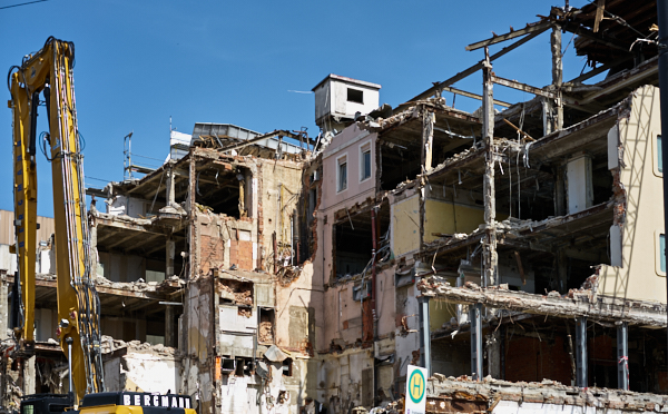 17.06.2019 - Hotel Königshof. Der Abriss geht weiter