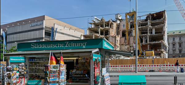 17.06.2019 - Hotel Königshof. Der Abriss geht weiter