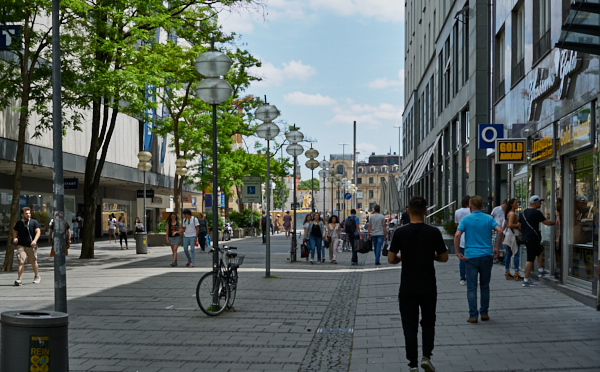 17.06.2019 - Hotel Königshof. Der Abriss geht weiter
