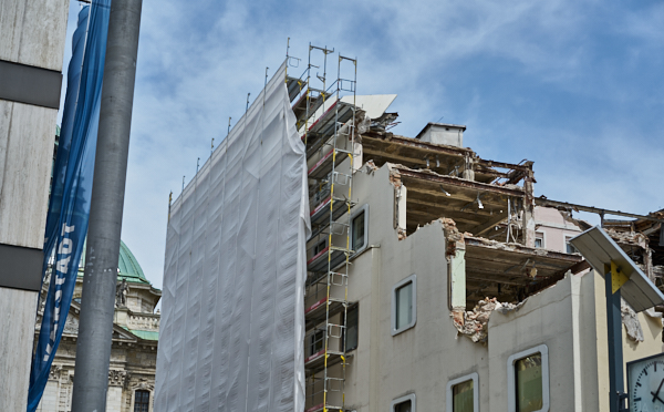 17.06.2019 - Hotel Königshof. Der Abriss geht weiter