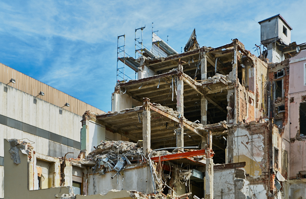 18.06.2019 - Abriss des Hotels Königshof in München.