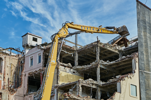 18.06.2019 - Abriss des Hotels Königshof in München.