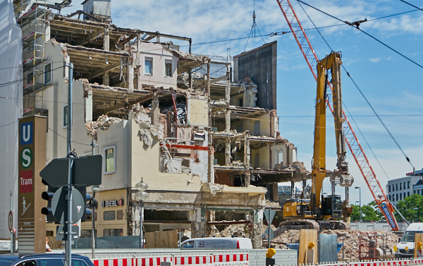 19.06.2019 - Abriss Hotel Königshof in München