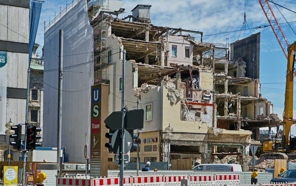 19.06.2019 - Abriss Hotel Königshof in München