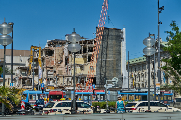 19.06.2019 - Abriss Hotel Königshof in München