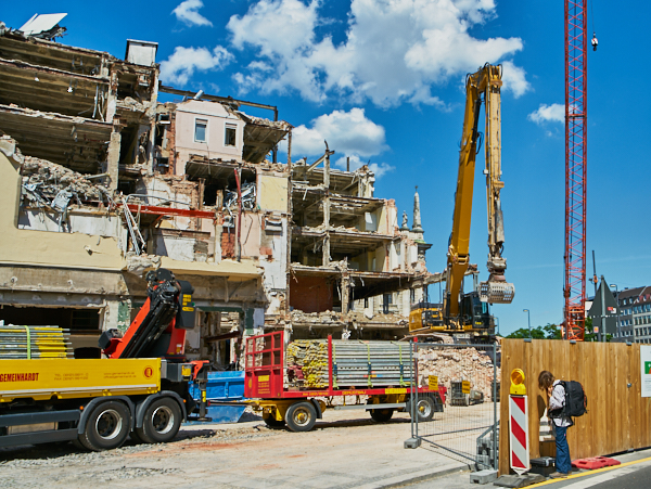 19.06.2019 - Abriss Hotel Königshof in München