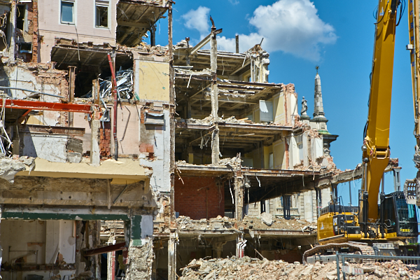 19.06.2019 - Abriss Hotel Königshof in München
