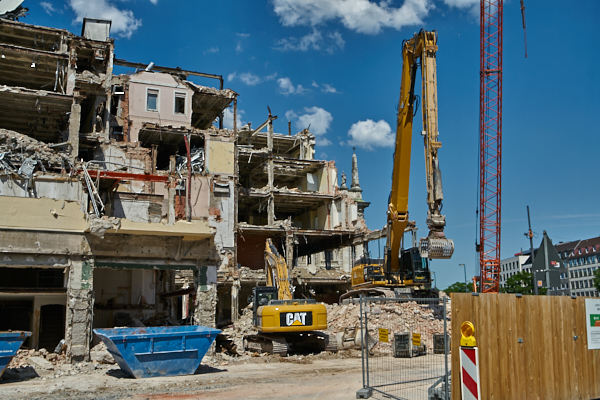 19.06.2019 - Abriss Hotel Königshof in München