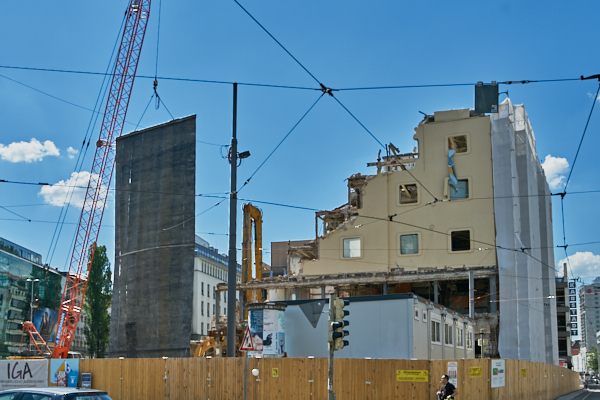 19.06.2019 - Abriss Hotel Königshof in München