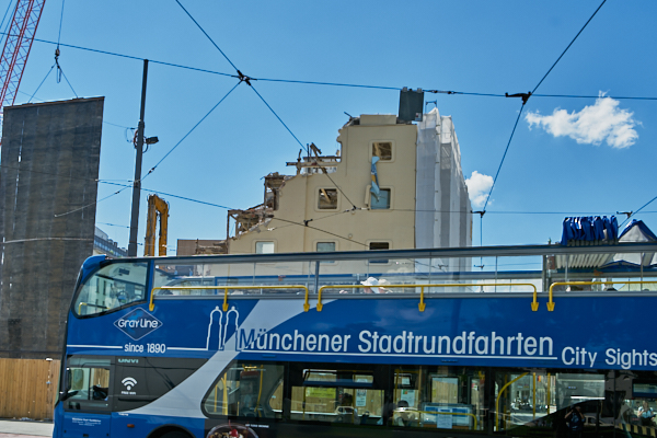 19.06.2019 - Abriss Hotel Königshof in München