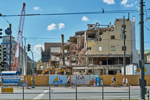 19.06.2019 - Abriss Hotel Königshof in München