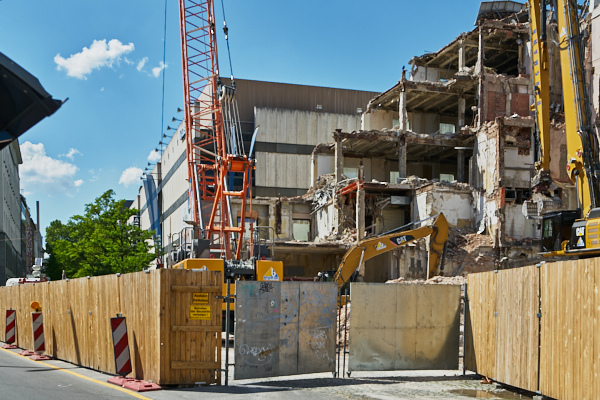 19.06.2019 - Abriss Hotel Königshof in München