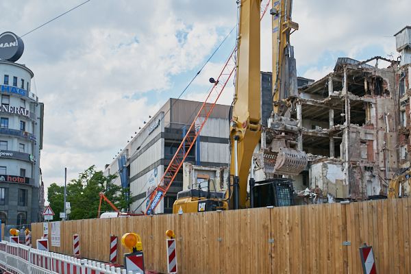 21.06.2019 - Abriss des Hotel Königshof München am Stachus