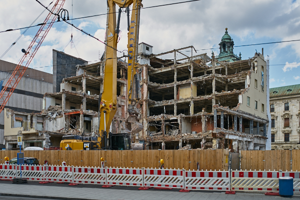 21.06.2019 - Abriss des Hotel Königshof München am Stachus