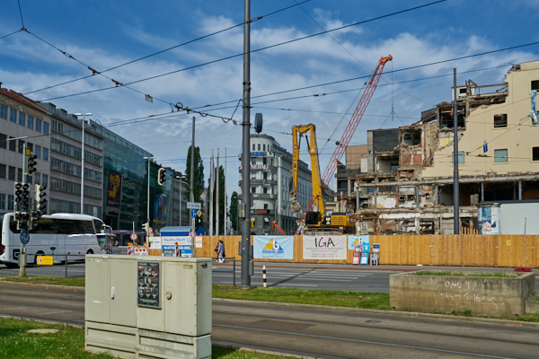 21.06.2019 - Abriss des Hotel Königshof München am Stachus
