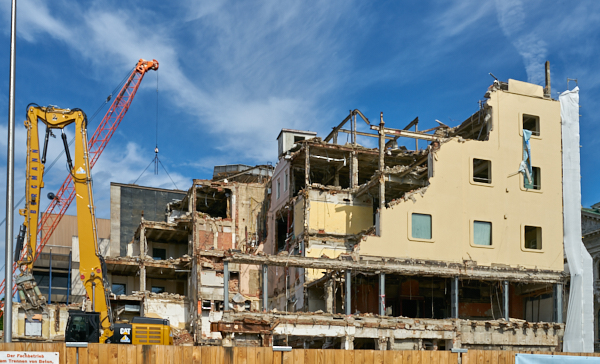 21.06.2019 - Abriss des Hotel Königshof München am Stachus