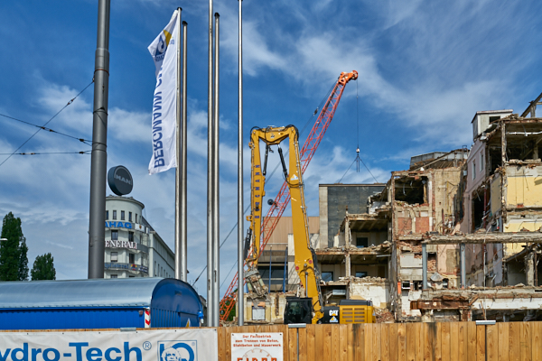 21.06.2019 - Abriss des Hotel Königshof München am Stachus