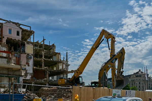21.06.2019 - Abriss des Hotel Königshof München am Stachus